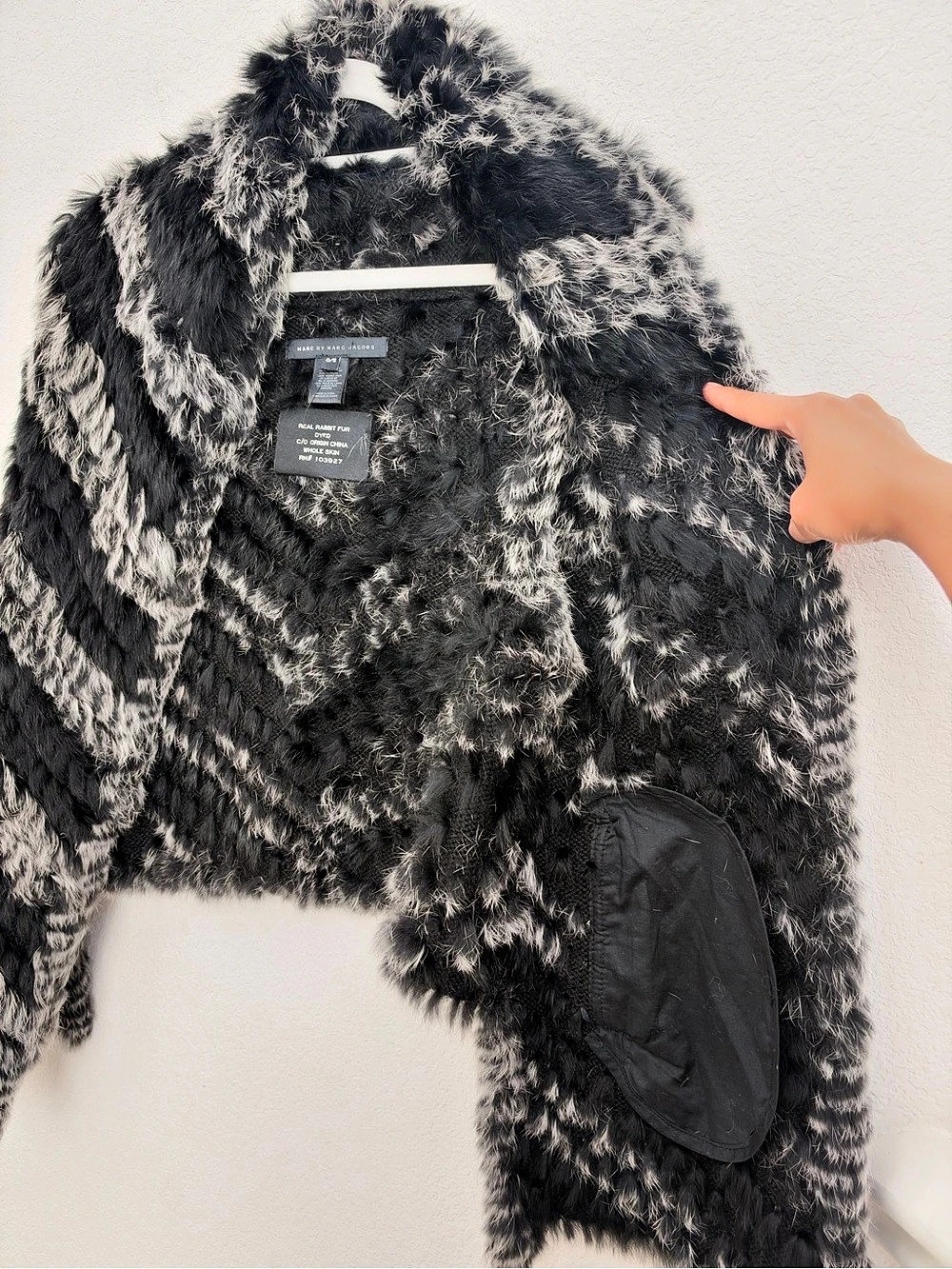 Marc by Marc Jacobs Real Rabbit Fur Chevron Stripe Vest Black & Gray XS - Picture 8 of 11